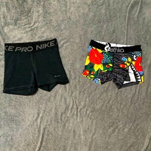 2 pairs of shorts